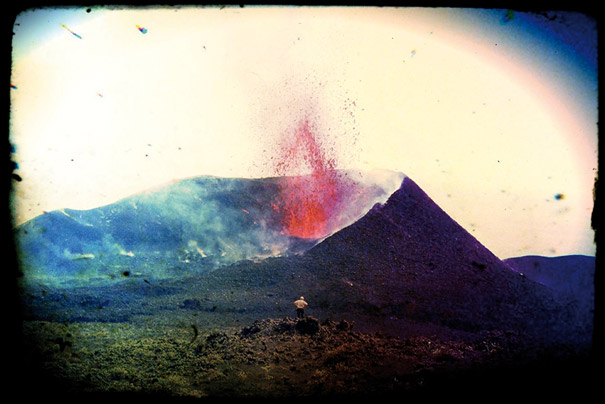 Historisches Foto der Teneguía-Eruption von 1971 - Zukünftige vulkanische Entwicklung La Palmas und der Kanareninseln, nach Rainer Olzem und Timm Reisinger
