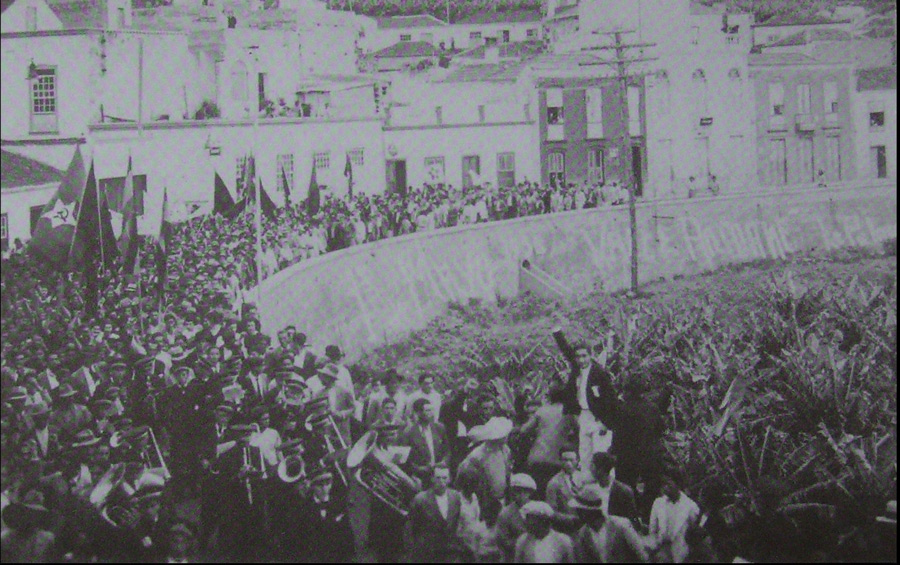 Kundgebung am 1. Mai 1936 in Villa de Tazacorte auf La Palma